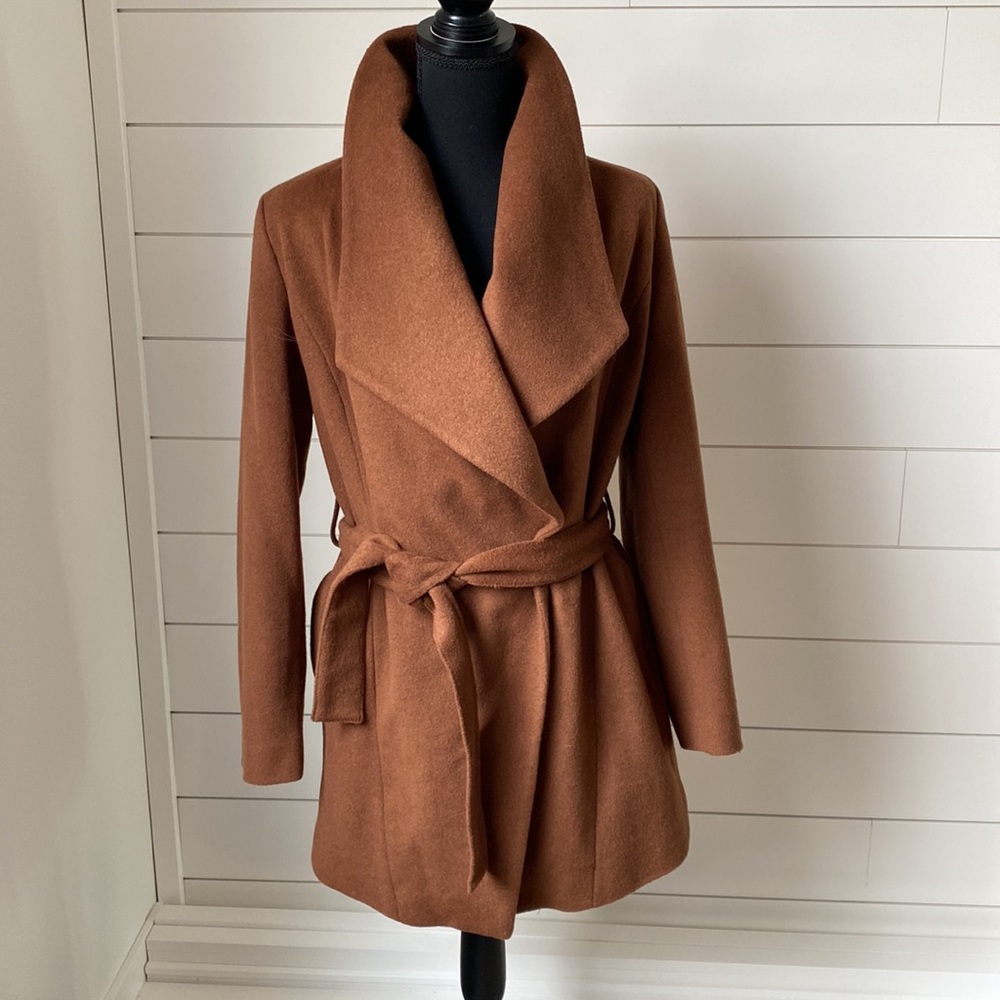 TAHARI Wide Lapel Lined Wool Wrap Coat